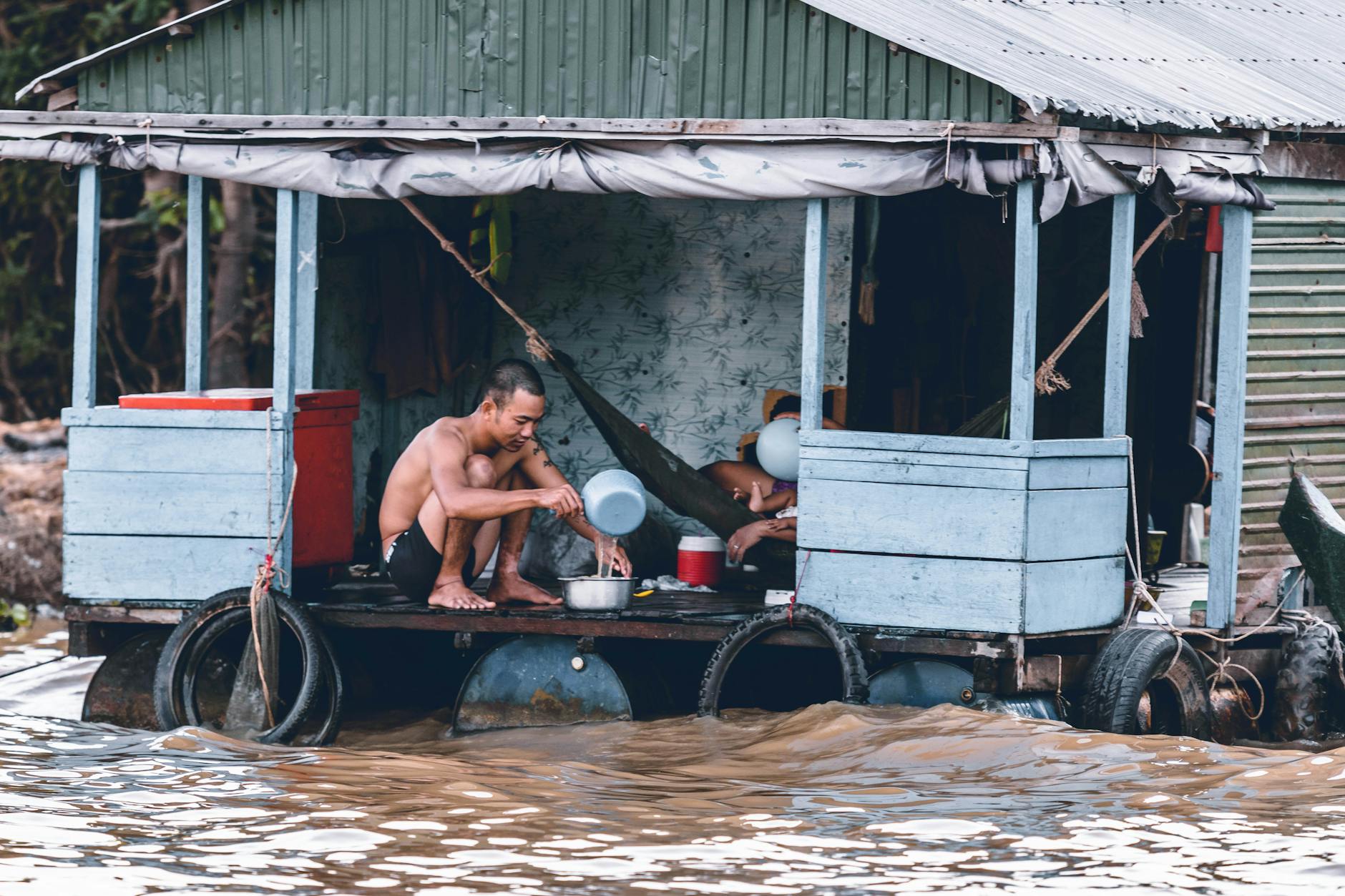 Tại Sao Bạn Vẫn Chưa Giàu? Sự Thật Khiến Bạn Phải Giật Mình
